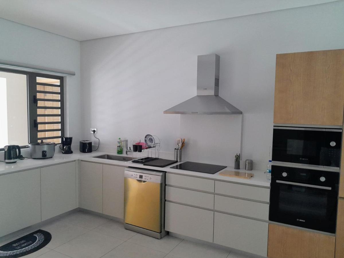 Joli Appartement Neuf, Route Cotiere Grand Baie Esterno foto